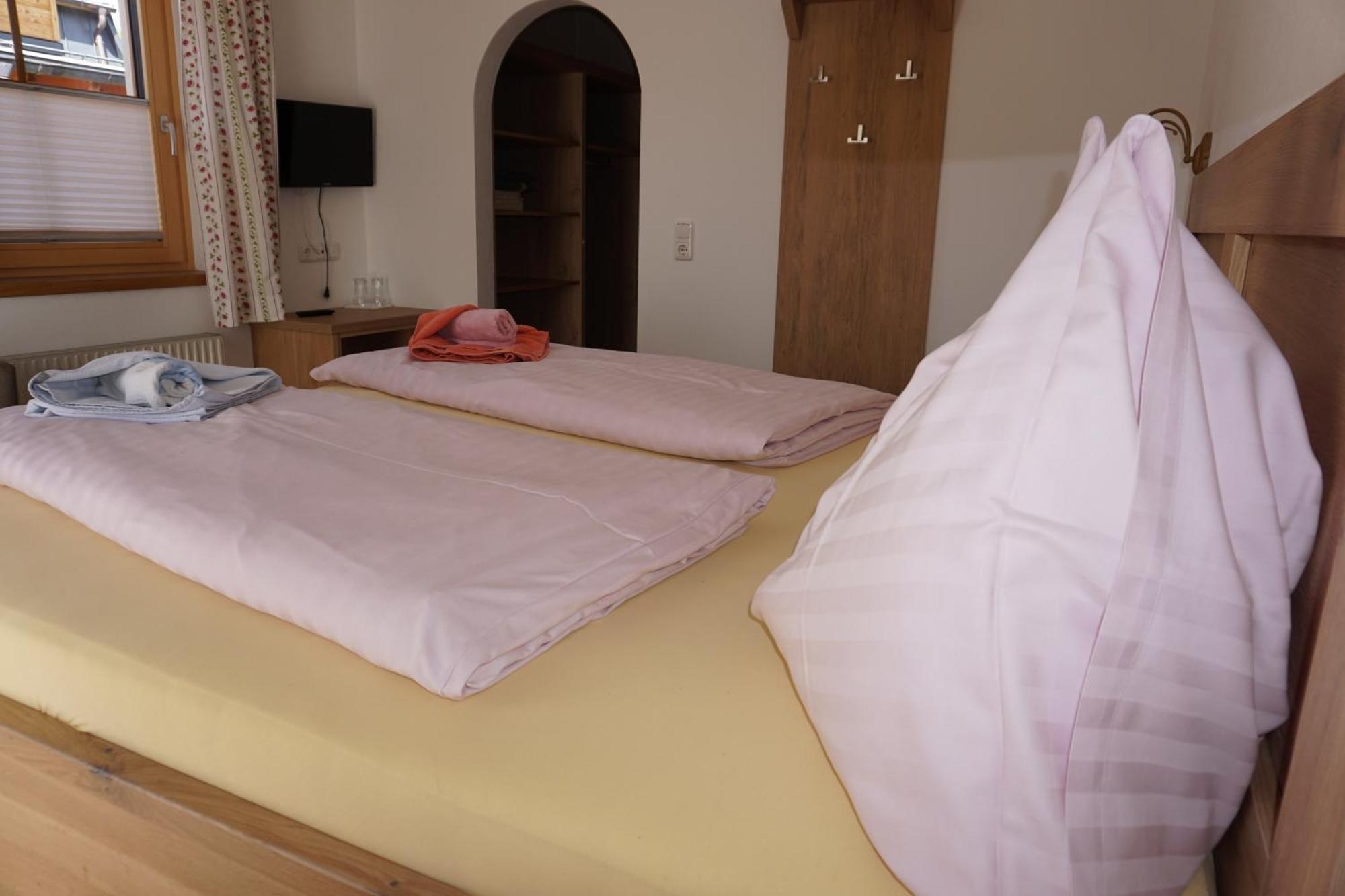 Pension & Appartements Anny Maria Alm am Steinernen Meer Zewnętrze zdjęcie